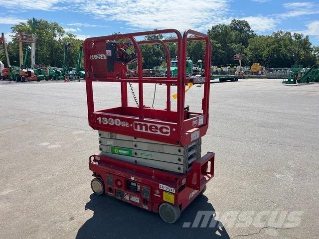 MEC 1330SE Nacelle ciseaux