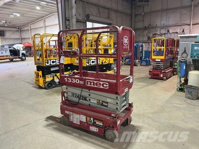 MEC 1330SE Nacelle ciseaux
