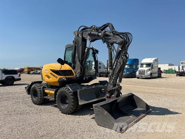 Mecalac 11MWR Pelle sur pneus