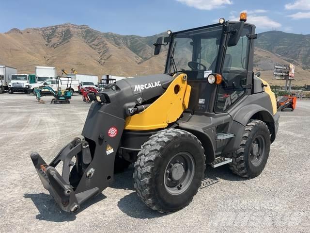 Mecalac AS700 Chargeuse sur pneus