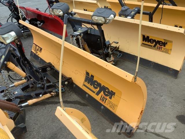 Meyer LP-9.0 Chasse neige