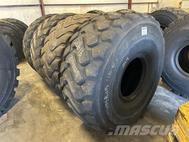 Michelin XHA2 Pneus, roues et jantes