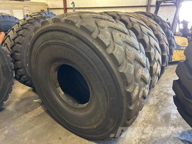 Michelin XHA2 Pneus, roues et jantes