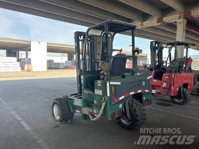 Moffett M55 Chariot élevateur pour camion
