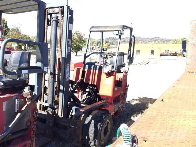 Moffett M55.4 Chariot élevateur pour camion