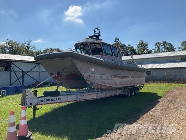  Moose M2-35 Bateaux de travail, barges et pontons