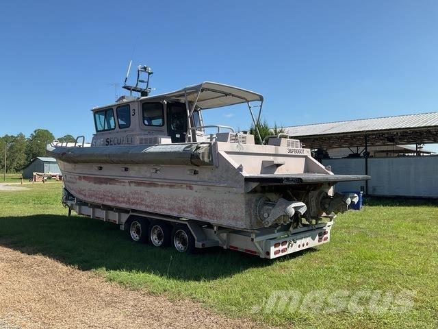  Moose M2-35 Bateaux de travail, barges et pontons