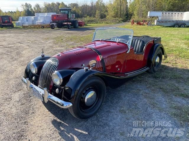 Morgan Plus 4 Voiture