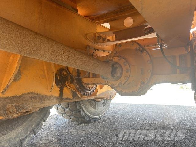 Moxy MT31 Tombereau articulé
