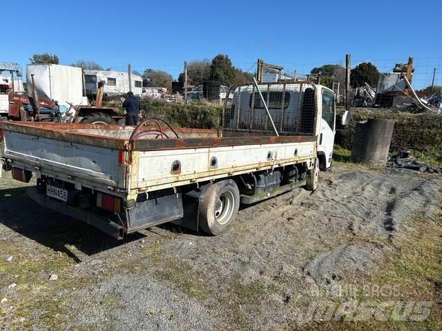 Nissan Atlas Camion plateau