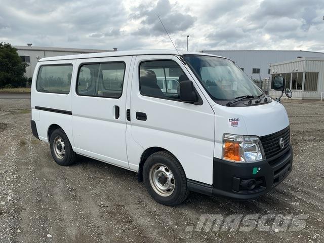 Nissan Caravan Mini-bus