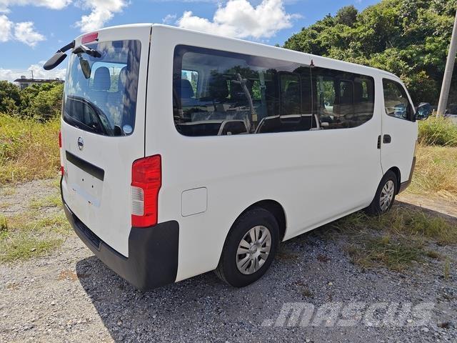 Nissan Caravan Mini-bus
