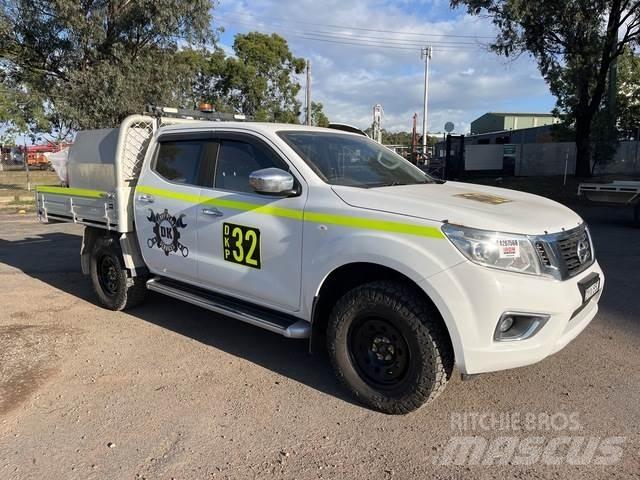 Nissan Navara Utilitaire benne