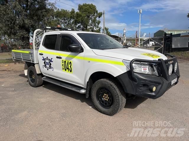 Nissan Navara Utilitaire benne