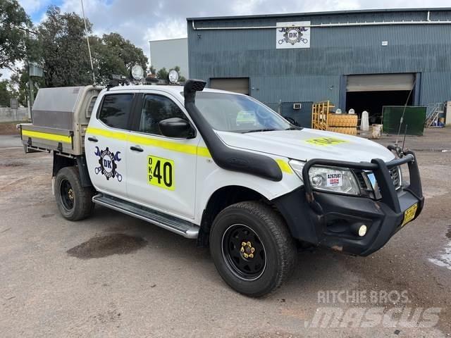 Nissan Navara Utilitaire benne