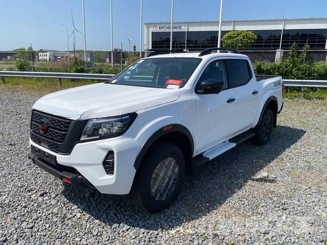 Nissan Navara Autre fourgon / utilitaire