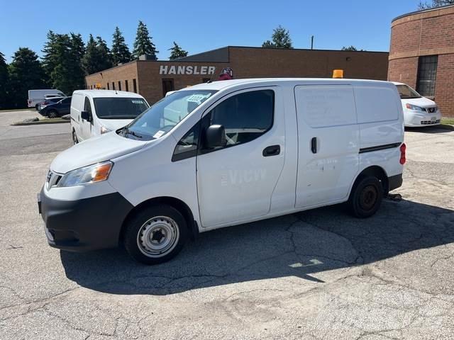 Nissan NV200 Utilitaire