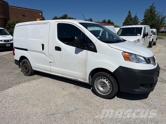 Nissan NV200 Utilitaire