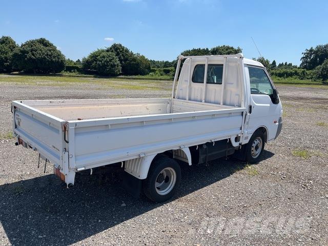 Nissan VANETTE Autre fourgon / utilitaire