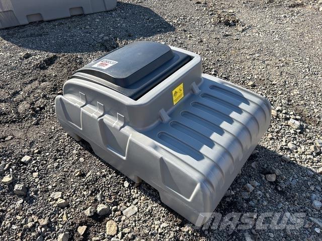  Olsen DD200 Réservoirs de carburant et d'additifs