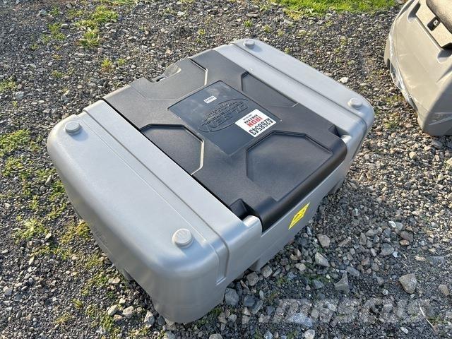  Olsen DD210 Réservoirs de carburant et d'additifs