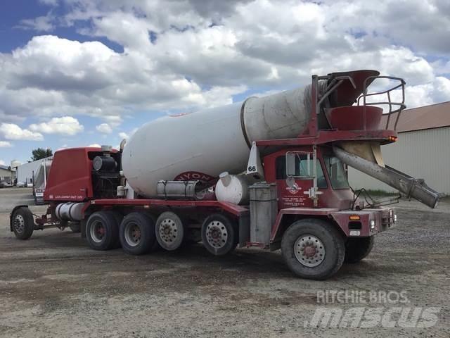 Oshkosh 2145 Autre camion