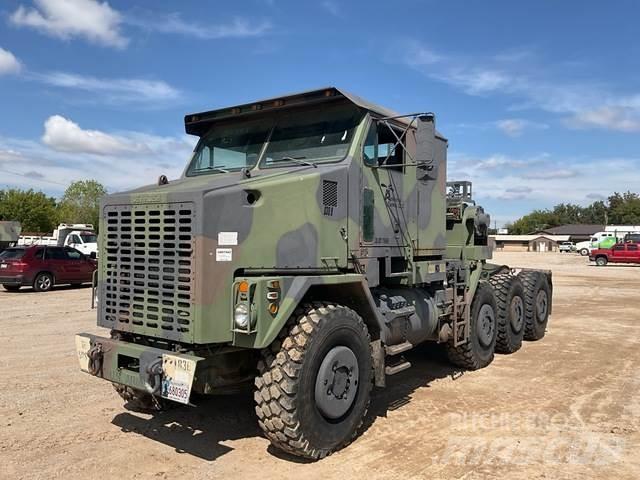 Oshkosh M1070 Camion dépannage