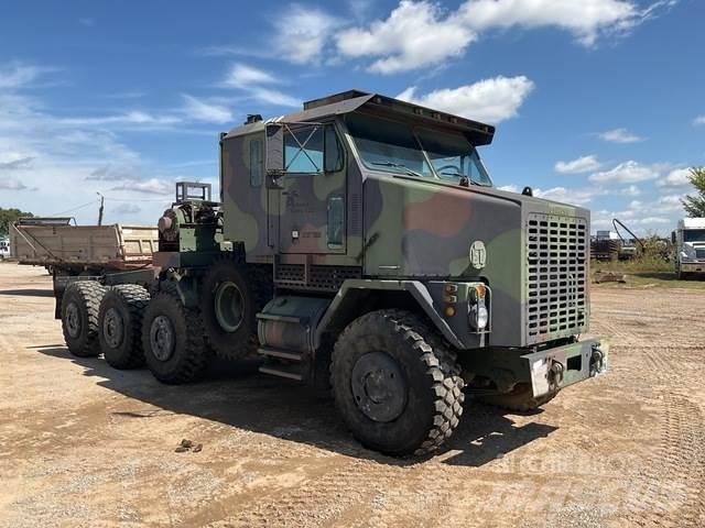 Oshkosh M1070 Camion dépannage