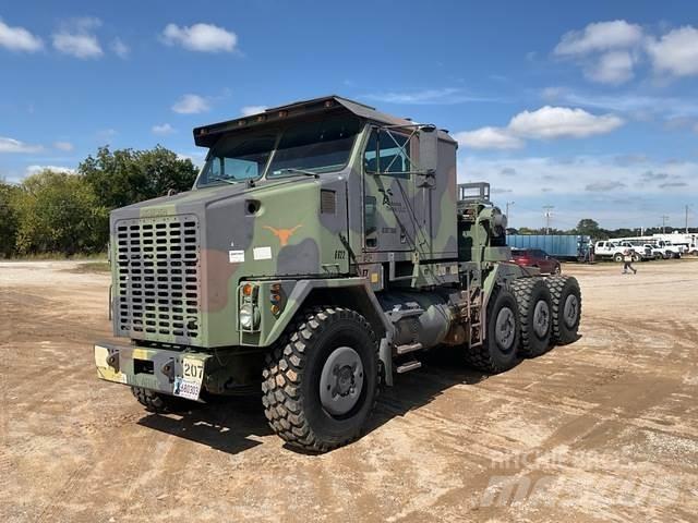 Oshkosh M1070 Camion dépannage