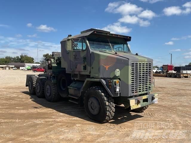 Oshkosh M1070 Camion dépannage