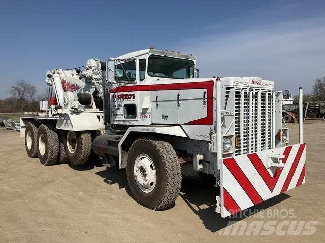 Oshkosh M911 Camion dépannage