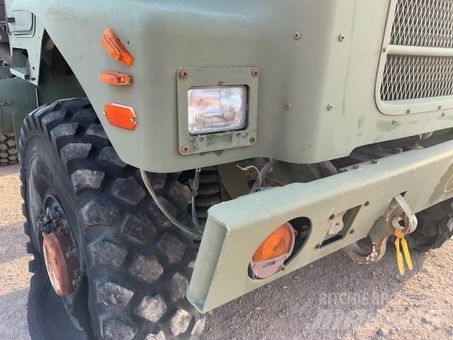 Oshkosh MK25 Camion Fourgon
