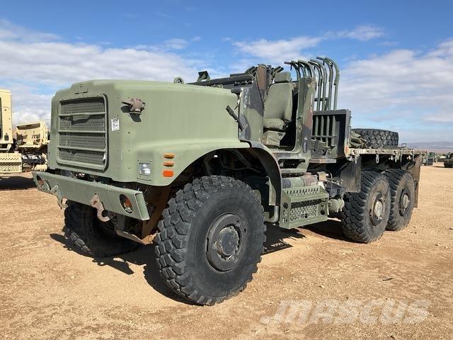 Oshkosh MTVR Camion Fourgon
