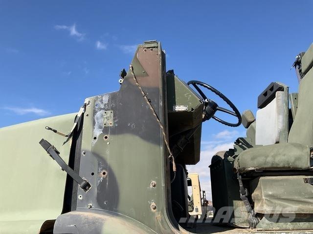 Oshkosh MTVR Camion Fourgon