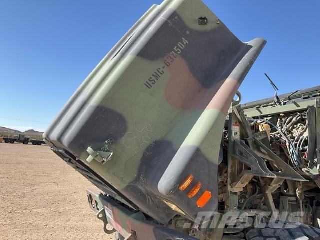 Oshkosh MTVR Camion Fourgon