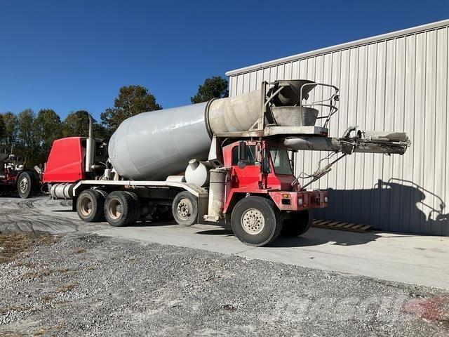 Oshkosh S-2146 Autre camion