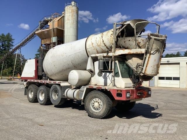 Oshkosh S2204 Autre camion