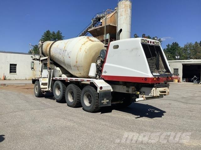 Oshkosh S2204 Autre camion