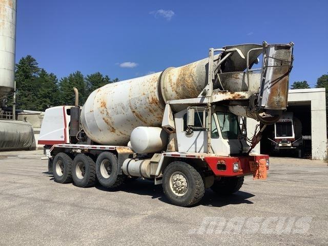 Oshkosh S2204 Autre camion