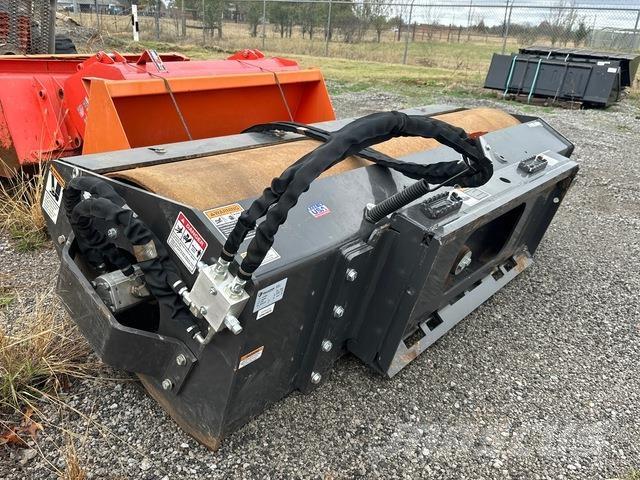 PALADIN VR84 Rouleaux vibrants tractés