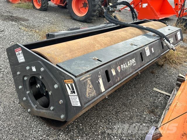 PALADIN VR84 Rouleaux vibrants tractés