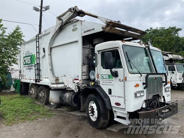 Peterbilt 320 Camion poubelle
