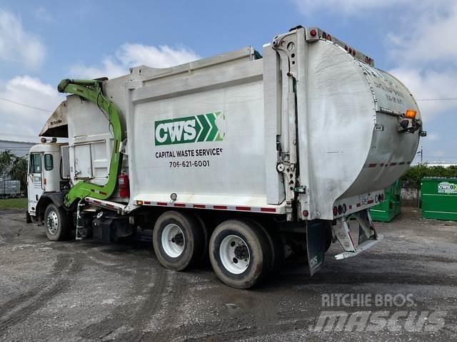 Peterbilt 320 Camion poubelle