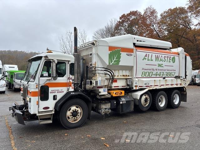 Peterbilt 320 Camion poubelle