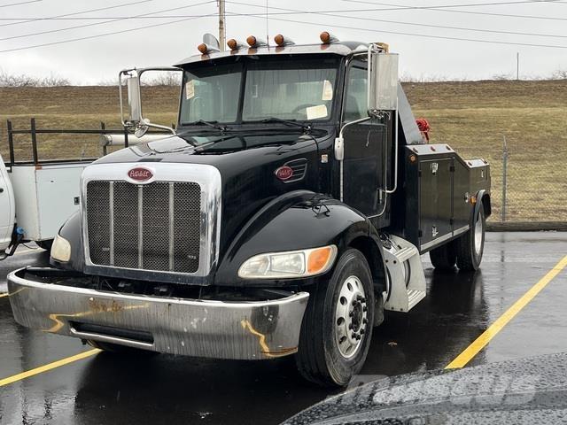 Peterbilt 335 Camion dépannage