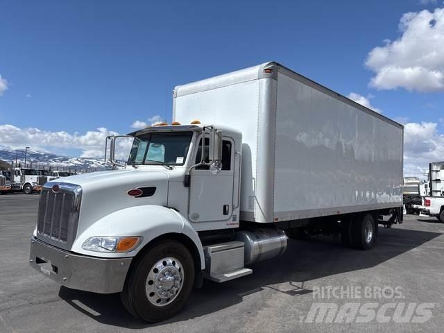 Peterbilt 337 Camion Fourgon