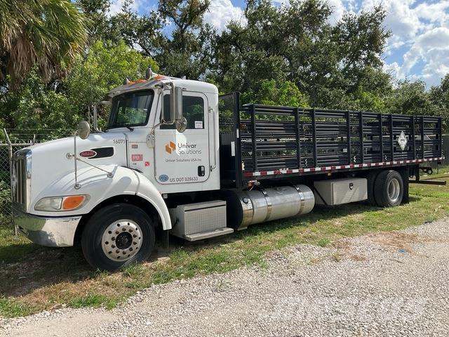Peterbilt 337 Camion plateau