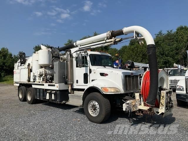 Peterbilt 348 Pelle sur chenilles
