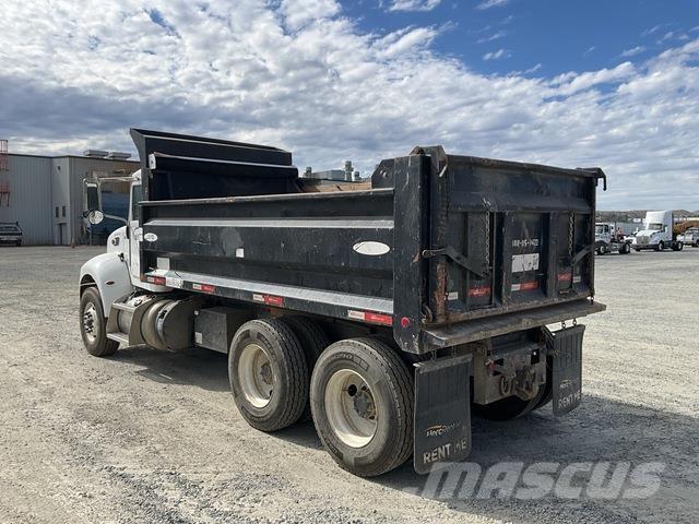 Peterbilt 348 Camion benne
