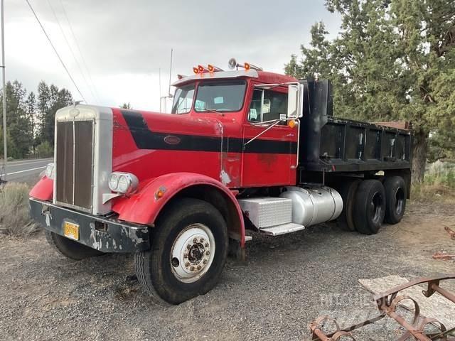 Peterbilt 358M Camion benne